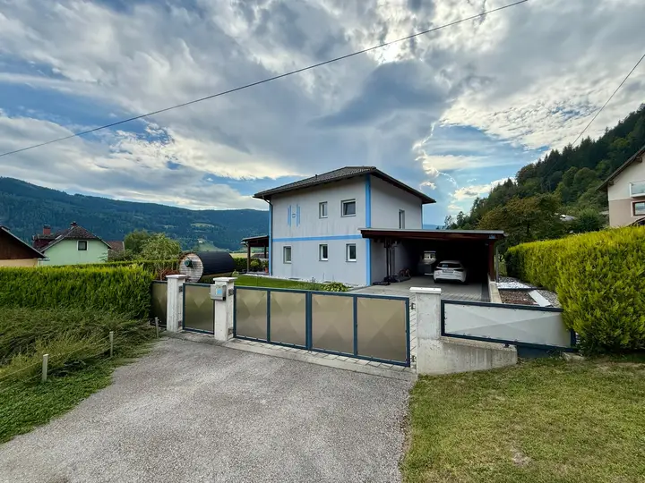 Haus Außenansicht
