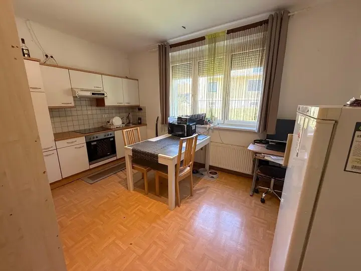 Wohn-/Schlafzimmer
