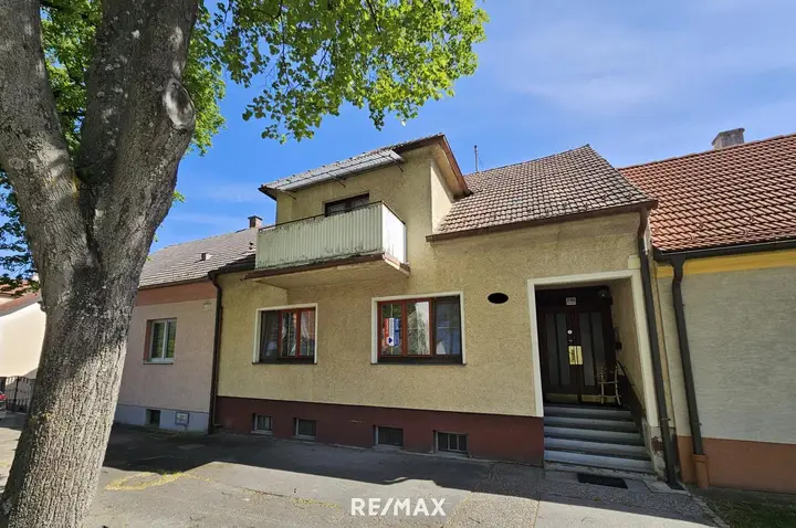 Hausansicht straßenseitig