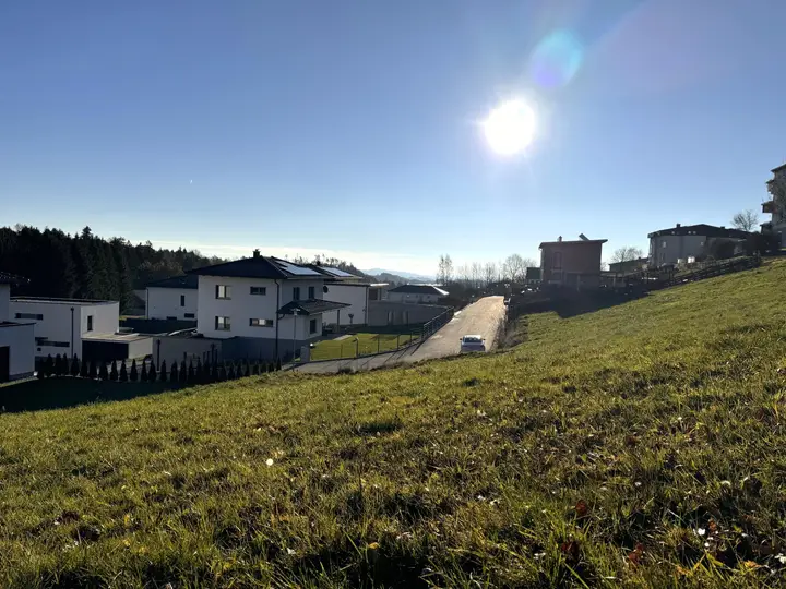 Grundstück
