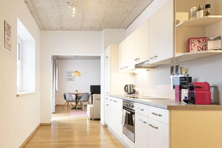 ETW Terrassenwohnung Küche mit Essplatz
