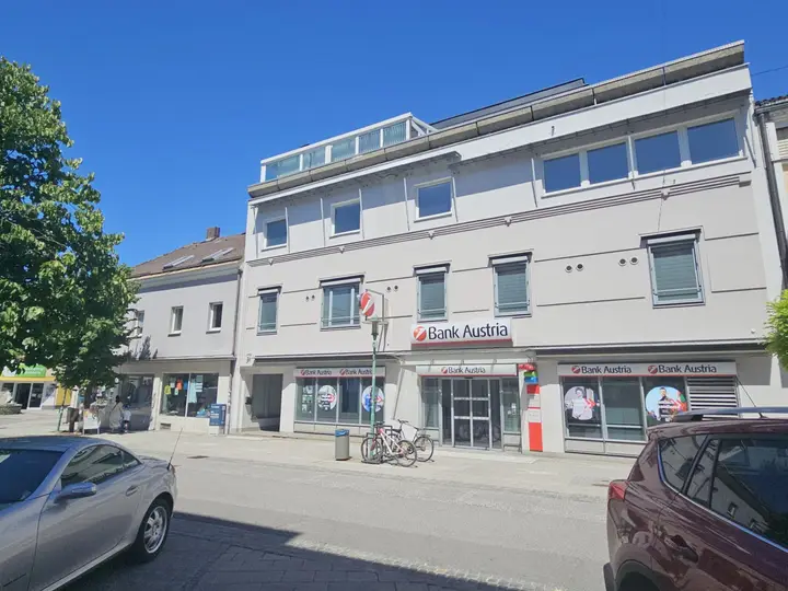Bahnhofstraße 3