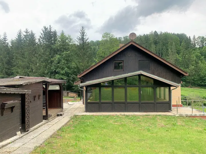 Gartenansicht, vollkommen ruhige Lage am Land