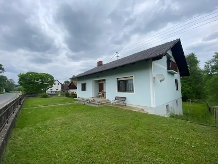 Haus-Terrassenansicht