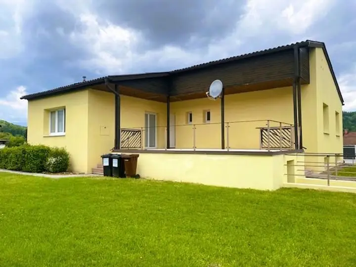 Südfront, Terrasse, Eingang