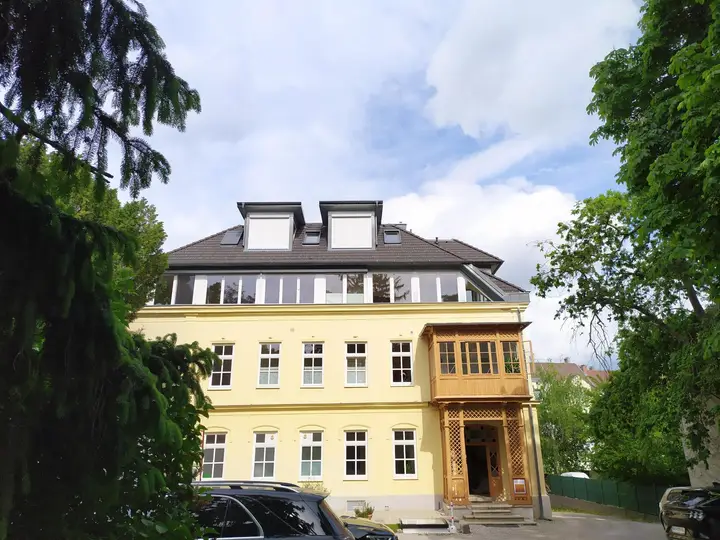 Wohnhaus/ Dachgeschoß