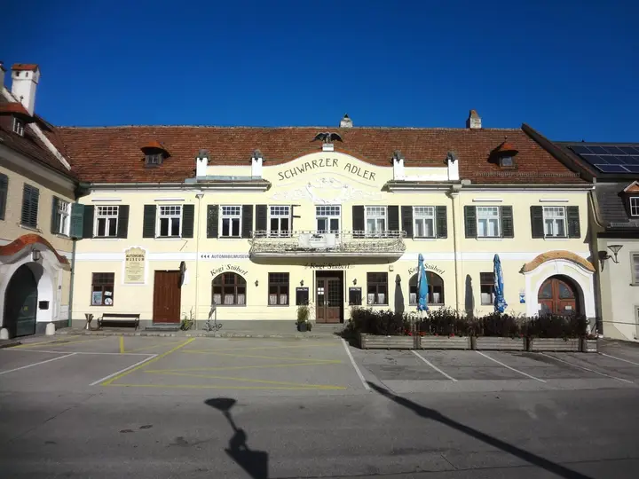 geschichtsträchtiges Gebäude