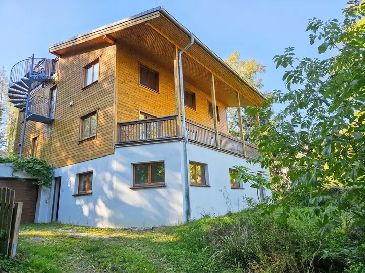 Außenansicht 1