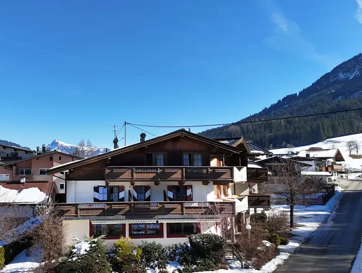 AUSSENANSICHT