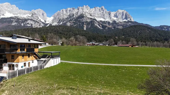 GRUNDSTÜCK AUSBLICK