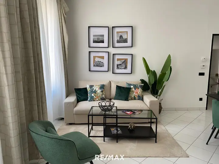 1 Wohnzimmer