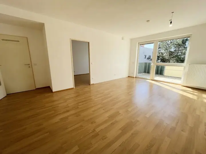 2 Wohnbereich