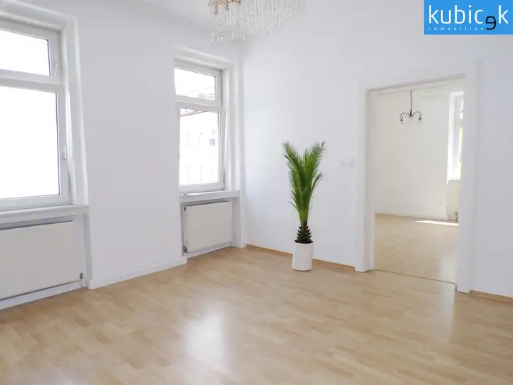 Wohnzimmer mit BLick in das