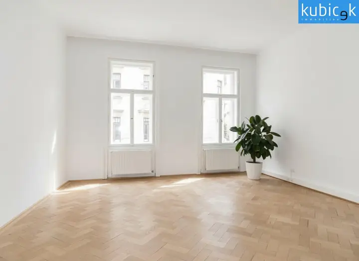 Zimmer straßenseitig