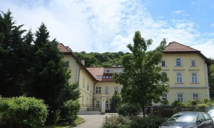 1-Front