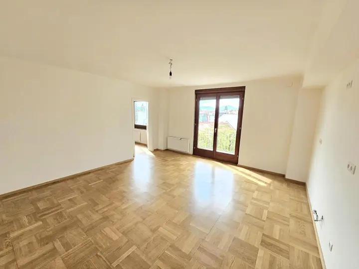 E 1.0 Wohnen/Essen/Kochen