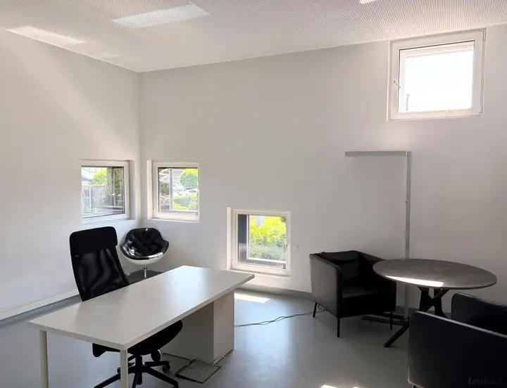 Büro Nr. 1