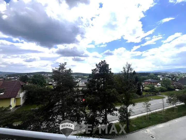 01 Eigentumswohnung Friedberg Aussicht Balkon