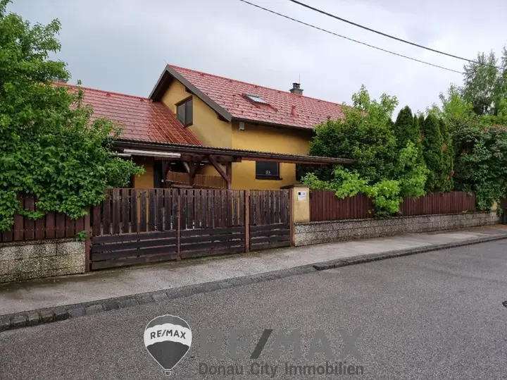 01. Front