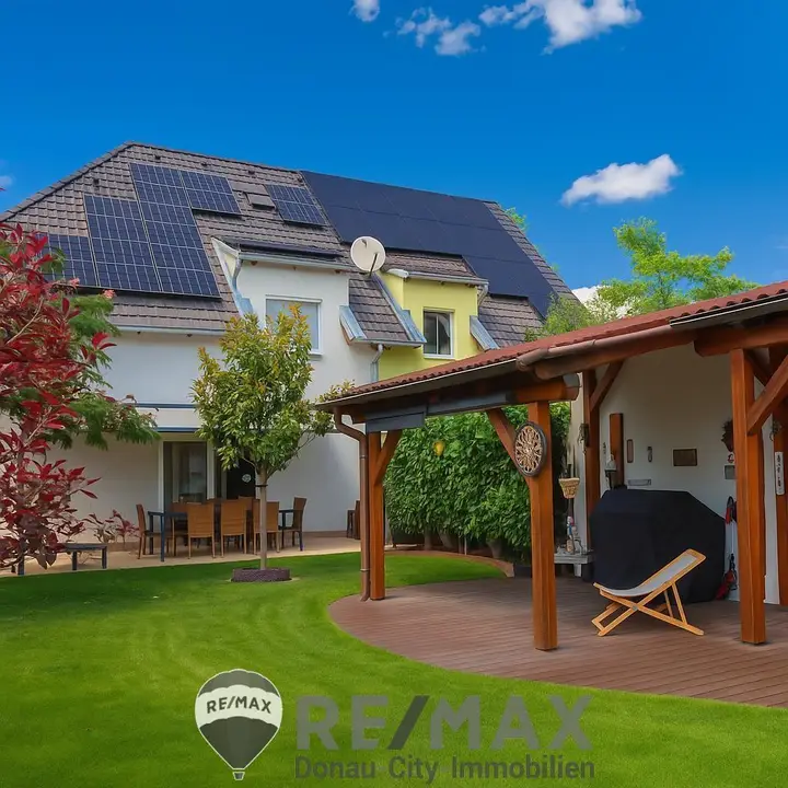 Haus mit Terrasse und Garten