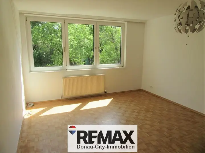 1 Wohnzimmer