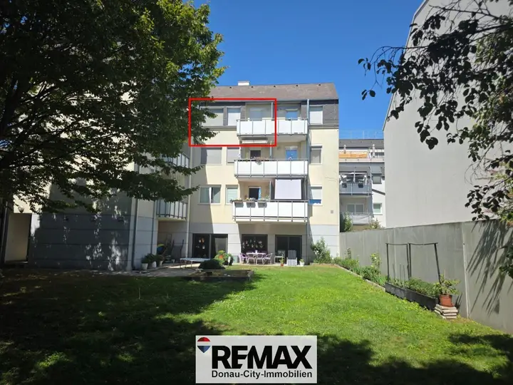 01 ETW 2000 Blick vom Garten