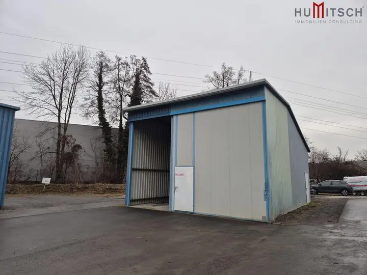 Halle 80 m²