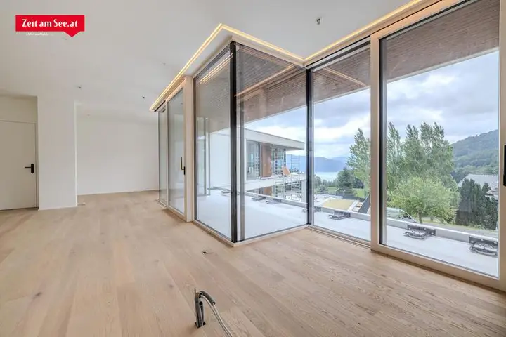 Fensterfronten erweitern den Wohnraum