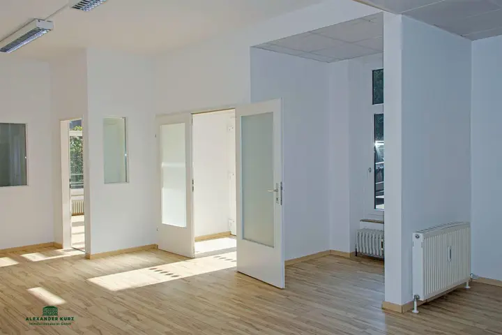 Büro-/Ausstellungsfläche, Immobilien-Kurz-Salzburg