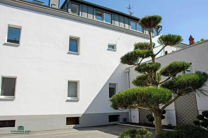 Modernes Büro, Immobilien-Kurz-Salzburg