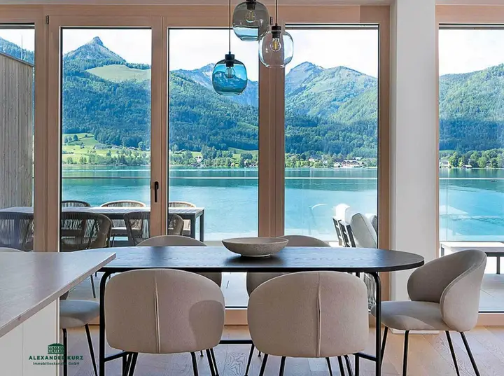 Panoramablick über den Wolfgangsee, privater Seezugang mit Steganlage, Immobilien-Kurz-Salzburg