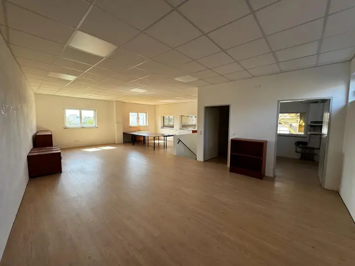 Büro 1
