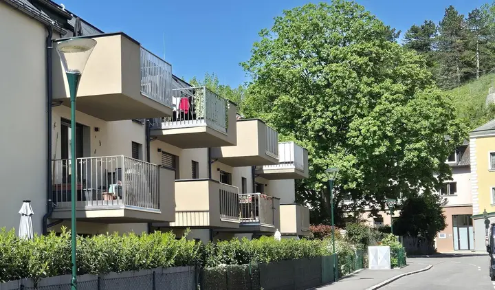 Straßenansicht