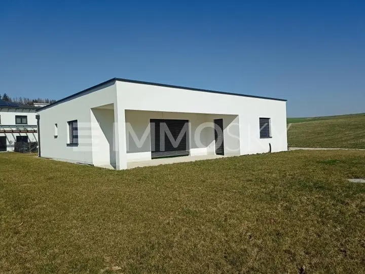 Bungalow mit Doppelgarage