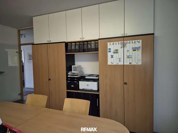 Büro (1)