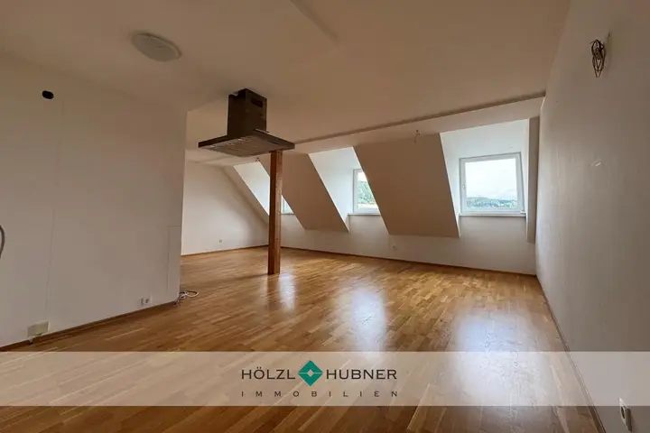 HoelzlHubnerImmobilien