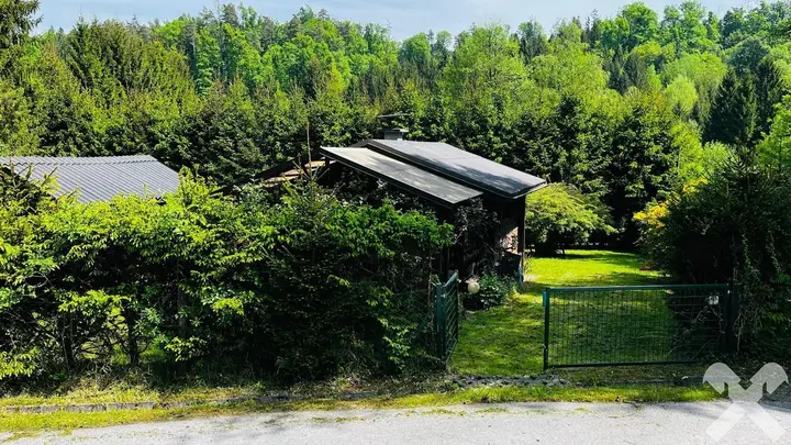 Zugang/Einfahrt