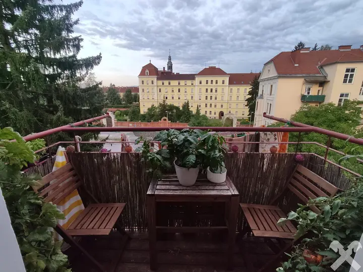 MIT DEN BESTEN AUSSICHTEN ... Balkon WEST