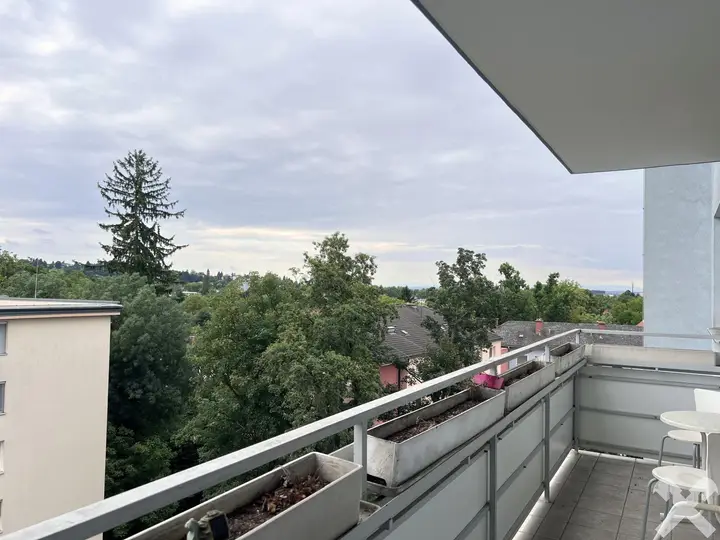 Aussicht -über den Dächern der Nachbarn!