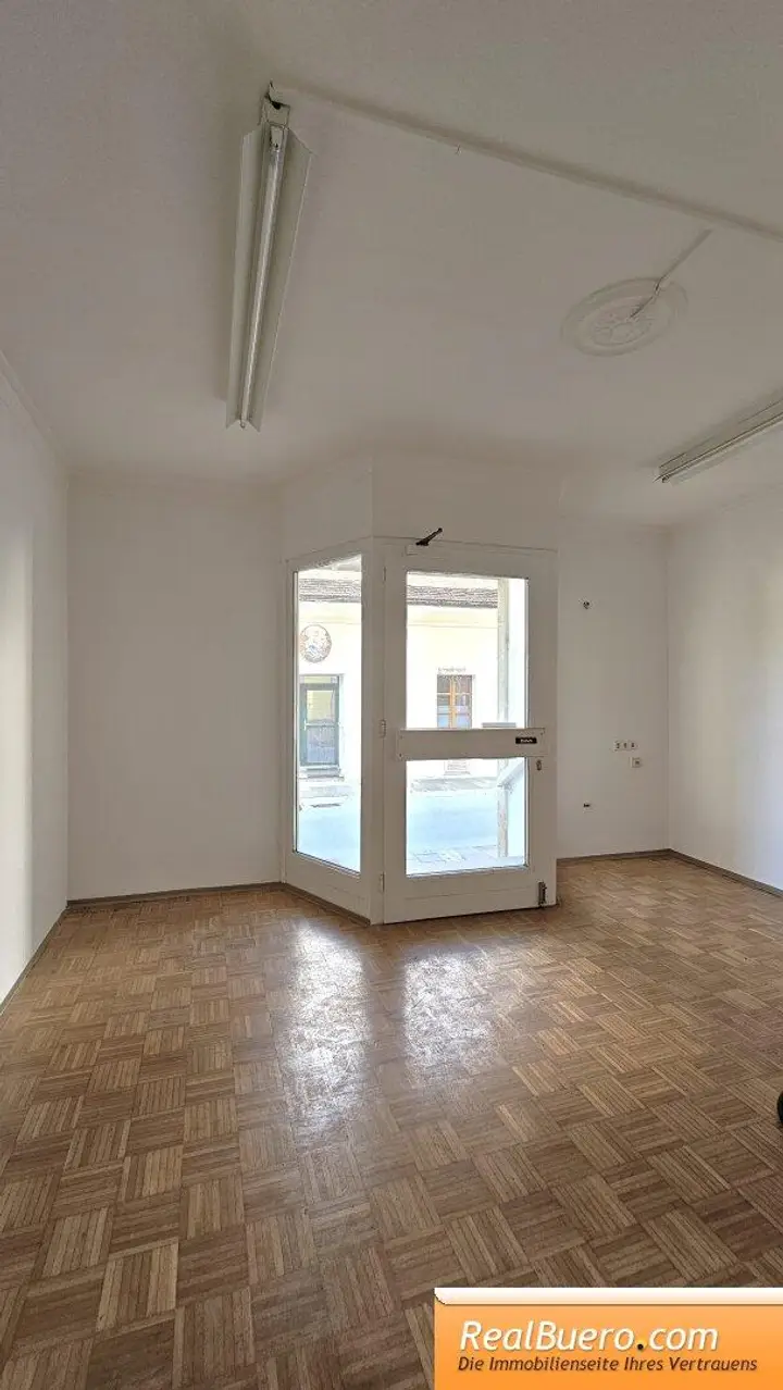 Eingang / Empfangsbereich