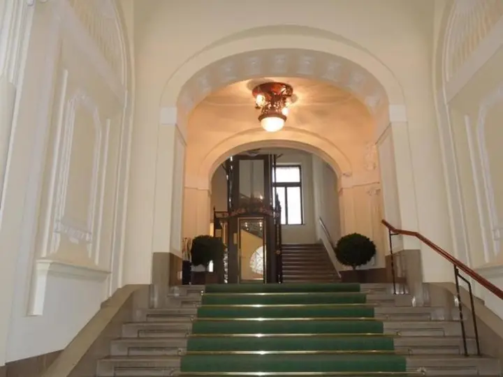Stiegenhaus_01