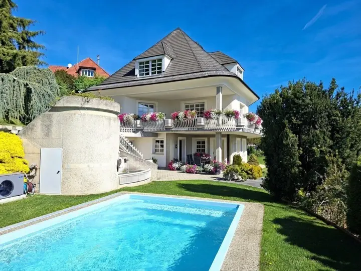 Ansicht Süden, Pool