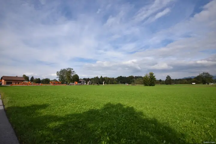 Grundstück