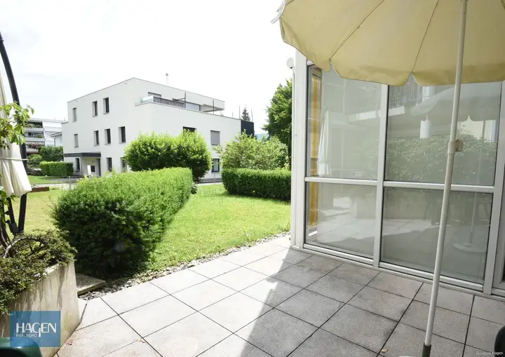 Terrasse und Garten