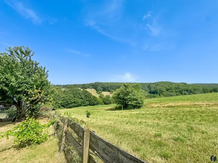 Ausblick vom Garten in die Umgebung