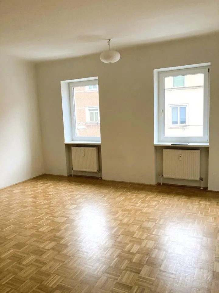 Wohn/Schlafzimmer