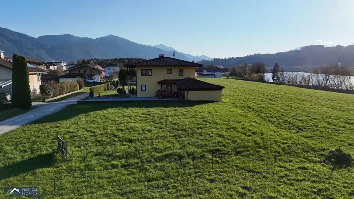 KIRCHBICHL - 726 m² Baugrund - ein Stück Natur - Drohnenaufnahme