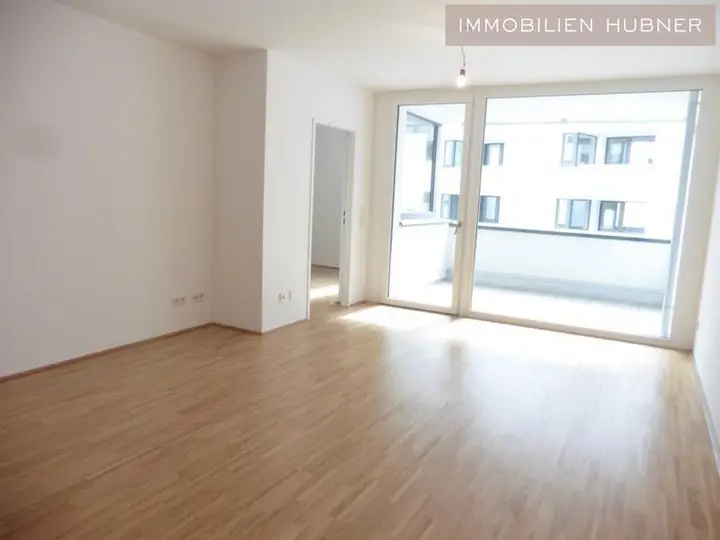 helles, freundliches Wohnzimmer