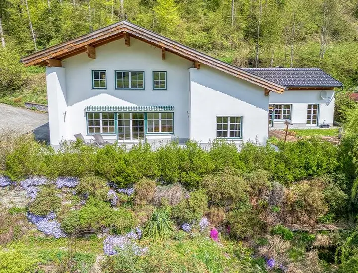 HP1-Einfamilienhaus-Faistenau-Außenansicht