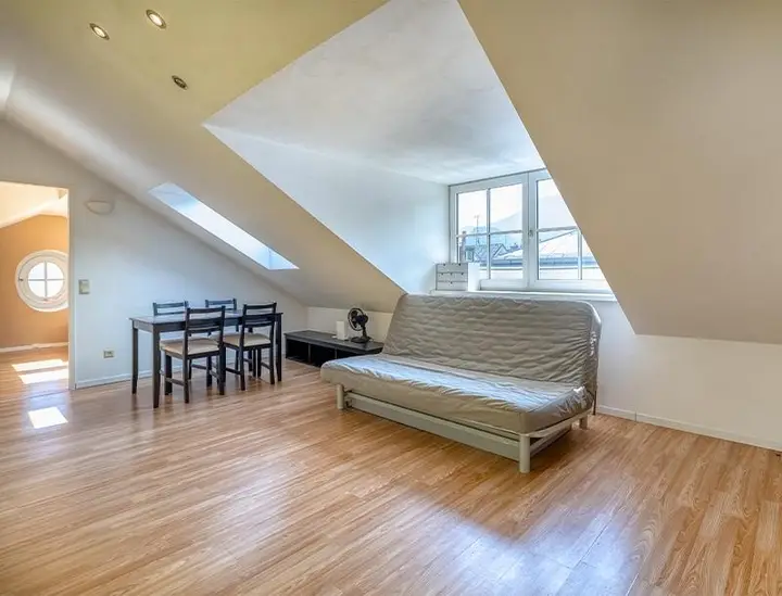 HP1-2-Zimmer-Wohnung-Andräviertel-Wohnzimmer
